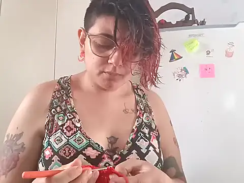 ConeNella online show from December 24, 2024, 3:47 pm