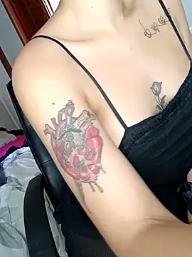 ConeNella online show from March 17, 2025, 4:22 pm