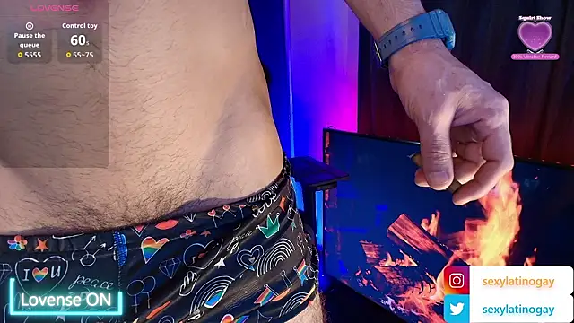 sexyboycolombi4 online show from March 18, 2026, 11:02 am