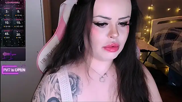 og maddison online show from April 15, 2026, 5:42 pm