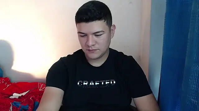 Snapshot of Plug_Control chatting on October 19, 2025, 9:48 pm Plug Control online show from October 19, 2025, 9:48 pm