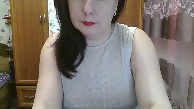 Snapshot of SophieNightAh chatting on January 24, 2025, 12:20 pm SophieNightAh online show from January 24, 2025, 12:20 pm
