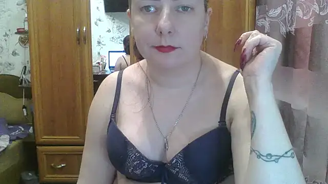 Snapshot of SophieNightAh chatting on January 25, 2025, 1:52 pm SophieNightAh online show from January 25, 2025, 1:52 pm