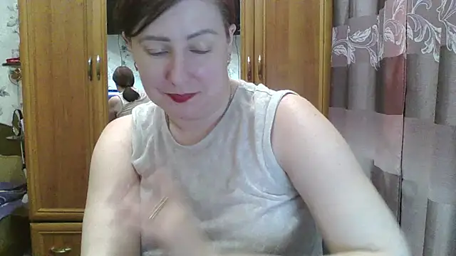 Snapshot of SophieNightAh chatting on February 1, 2025, 6:51 pm SophieNightAh online show from February 1, 2025, 6:51 pm