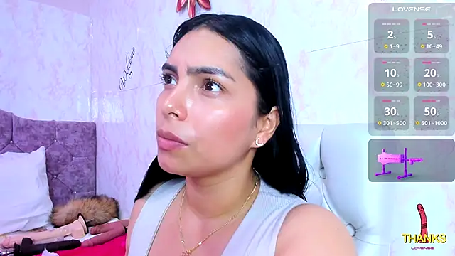 Snapshot of evelinn_belen chatting on February 11, 2026, 12:10 pm evelinn belen online show from February 11, 2026, 12:10 pm