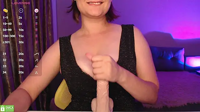 VerySweetKate111 online show from July 7, 2026, 4:00 pm