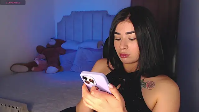 Snapshot of selenemooon555 chatting on December 30, 2024, 12:22 am selenemooon555 online show from December 30, 2024, 12:22 am