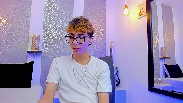Snapshot of Nikolay_Gregori chatting on January 8, 2025, 7:03 am Nikolay Gregori online show from January 8, 2025, 7:03 am