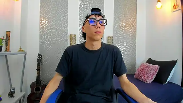 Snapshot of Nikolay_Gregori chatting on March 14, 2025, 7:15 am Nikolay Gregori online show from March 14, 2025, 7:15 am