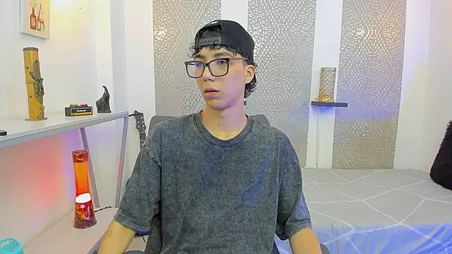 Snapshot of Nikolay_Gregori chatting on September 30, 2025, 4:06 am Nikolay Gregori online show from September 30, 2025, 4:06 am