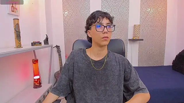 Snapshot of Nikolay_Gregori chatting on October 1, 2025, 4:51 am Nikolay Gregori online show from October 1, 2025, 4:51 am