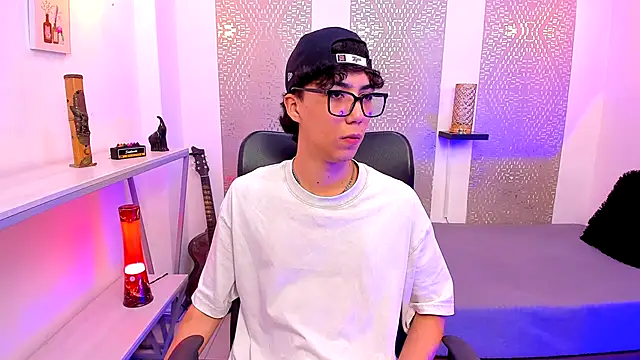 Snapshot of Nikolay_Gregori chatting on October 11, 2025, 4:22 am Nikolay Gregori online show from October 11, 2025, 4:22 am