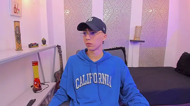 Snapshot of Nikolay_Gregori chatting on October 29, 2025, 3:53 am Nikolay Gregori online show from October 29, 2025, 3:53 am