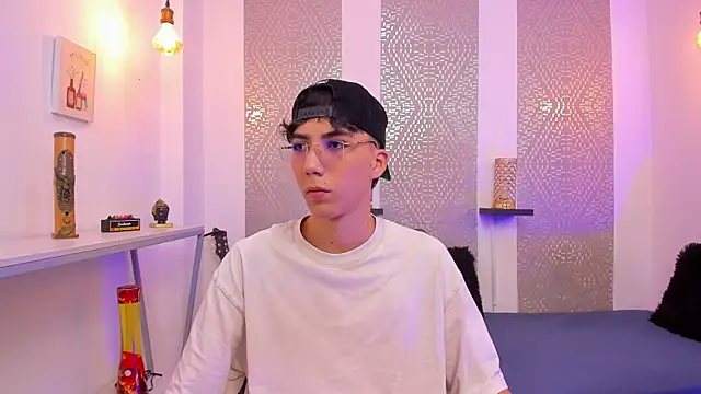 Snapshot of Nikolay_Gregori chatting on November 4, 2025, 4:11 am Nikolay Gregori online show from November 4, 2025, 4:11 am