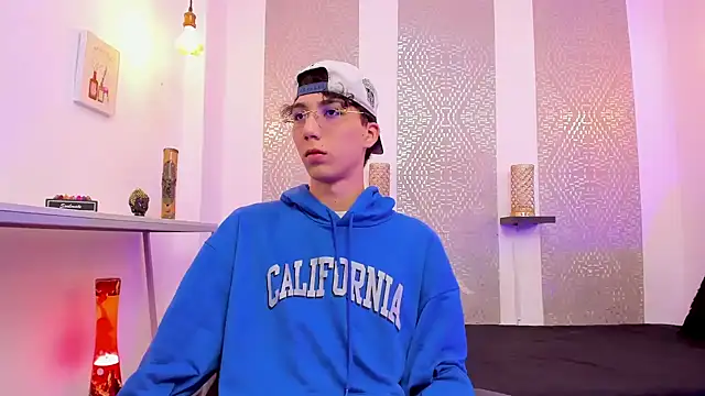 Nikolay Gregori online show from December 22, 2025, 4:09 am