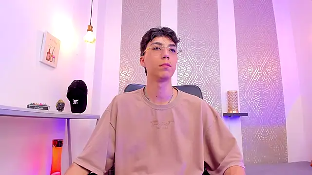 Nikolay Gregori online show from January 7, 2026, 4:26 am