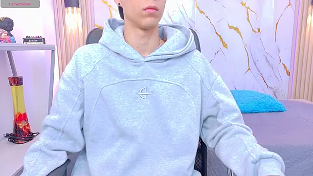Nikolay Gregori online show from June 10, 2026, 4:01 am