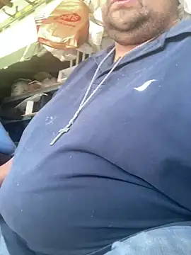 Snapshot of Miguel16i chatting on February 24, 2025, 4:58 pm Miguel16i online show from February 24, 2025, 4:58 pm