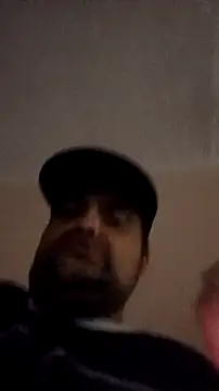 Snapshot of Miguel16i chatting on October 25, 2025, 3:58 am Miguel16i online show from October 25, 2025, 3:58 am