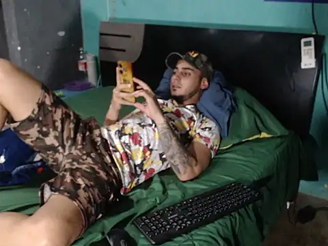 xxxxhotxoxo online show from November 21, 2025, 8:51 pm