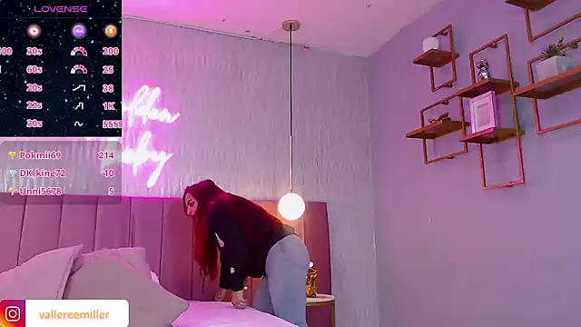Snapshot of valeriee_millerr_ chatting on December 9, 2024, 7:07 pm valeriee millerr online show from December 9, 2024, 7:07 pm