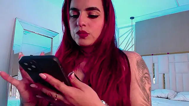 Snapshot of valeriee_millerr_ chatting on February 27, 2025, 6:20 pm valeriee millerr online show from February 27, 2025, 6:20 pm