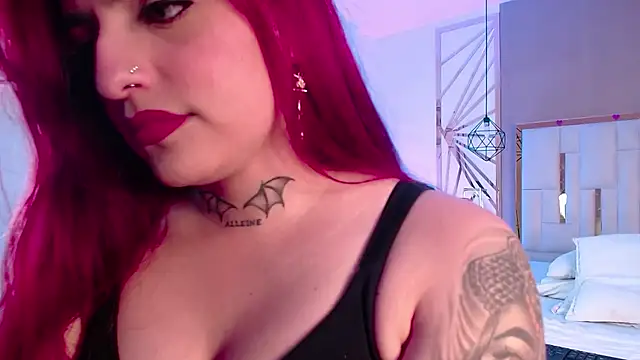 Snapshot of valeriee_millerr_ chatting on March 3, 2025, 6:22 pm valeriee millerr online show from March 3, 2025, 6:22 pm