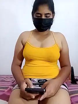 SLZAARA online show from October 11, 2025, 8:07 pm