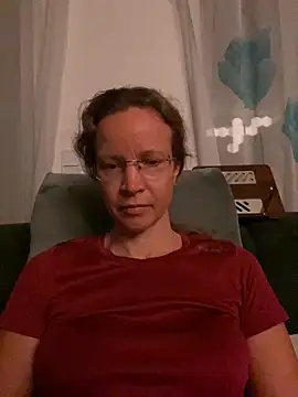 Snapshot of AnnikaRose chatting on October 13, 2025, 5:51 am AnnikaRose online show from October 13, 2025, 5:51 am