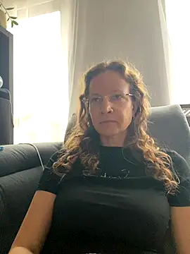 Snapshot of AnnikaRose chatting on October 27, 2025, 8:07 am AnnikaRose online show from October 27, 2025, 8:07 am