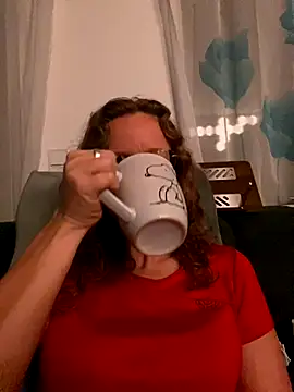 Snapshot of AnnikaRose chatting on November 6, 2025, 6:47 am AnnikaRose online show from November 6, 2025, 6:47 am