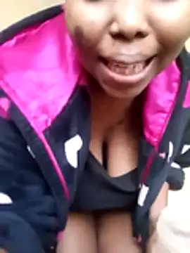 Snapshot of NastyThickSavage chatting on October 18, 2025, 4:48 am NastyThickSavage online show from October 18, 2025, 4:48 am