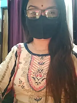 Aishwaryaa 69 online show from October 23, 2025, 4:17 pm