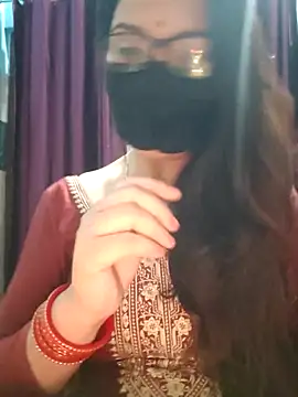 Aishwaryaa 69 online show from November 7, 2025, 3:34 pm