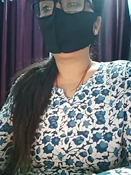 Aishwaryaa 69 online show from December 3, 2025, 7:49 am