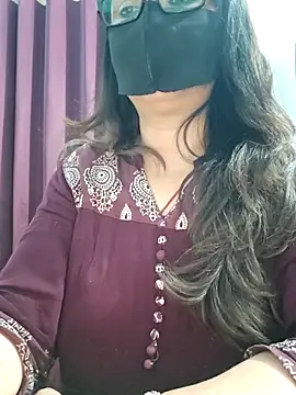 Aishwaryaa 69 online show from April 7, 2026, 2:34 am