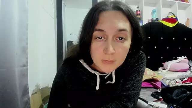 Sweet-Suck69 online show from March 19, 2026, 4:27 am