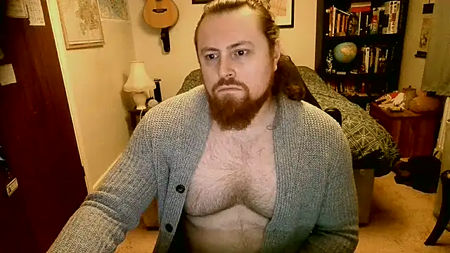 Snapshot of Hairy_Guy30 chatting on February 12, 2025, 12:05 am Hairy Guy30 online show from February 12, 2025, 12:05 am