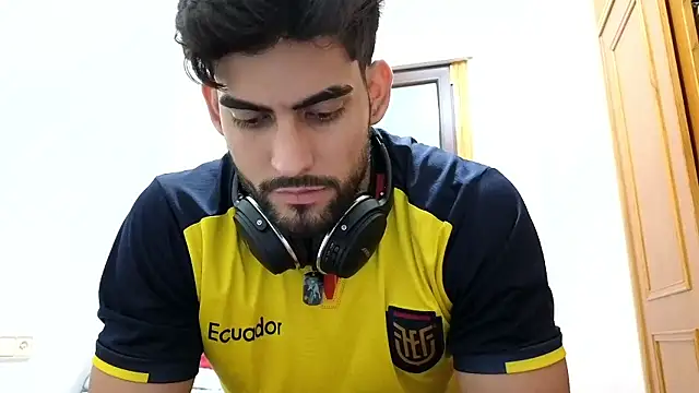 Snapshot of Jackyrose chatting on December 4, 2024, 11:02 pm Jackyrose online show from December 4, 2024, 11:02 pm