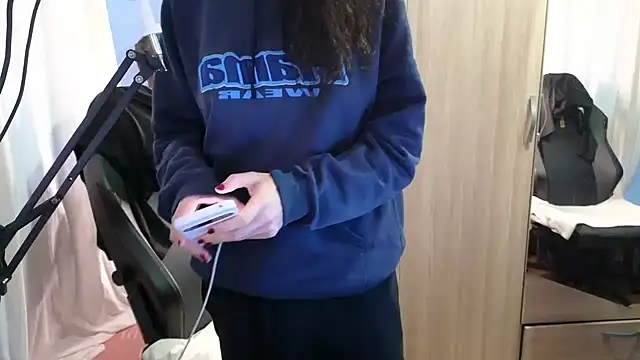 MemiKouki online show from October 29, 2025, 4:53 pm