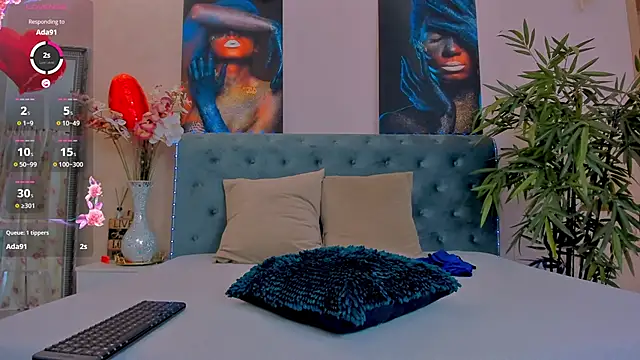 MichelleReys online show from March 15, 2025, 3:07 am