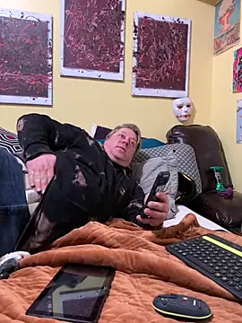 Mic Oxinner online show from April 24, 2026, 12:35 am