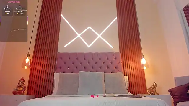 Sophia turneer online show from February 5, 2026, 4:06 am