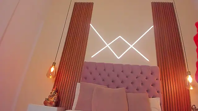 Sophia turneer online show from March 7, 2026, 12:29 am