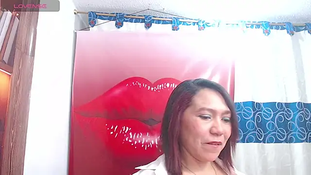 dannamomcerrat online show from November 7, 2025, 11:49 pm