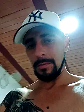 Snapshot of fire_menxxx001 chatting on December 13, 2024, 5:00 pm fire menxxx001 online show from December 13, 2024, 5:00 pm