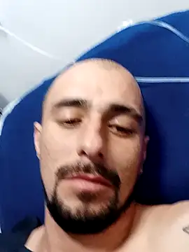 Snapshot of fire_menxxx001 chatting on December 18, 2024, 4:09 am fire menxxx001 online show from December 18, 2024, 4:09 am