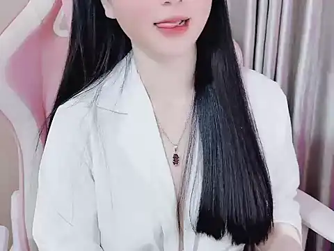 Snapshot of _Lygn__ chatting on December 21, 2024, 7:27 pm Lygn online show from December 21, 2024, 7:27 pm
