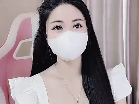 Snapshot of _Lygn__ chatting on February 8, 2025, 7:59 am Lygn online show from February 8, 2025, 7:59 am