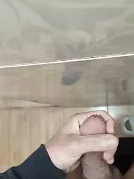 ssikerek23 online show from November 1, 2025, 1:07 am